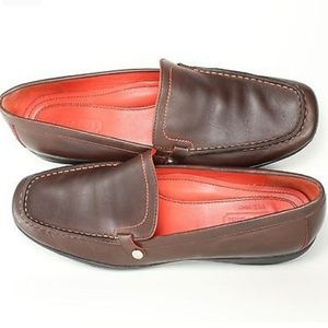 COACH size 7N Daisy Brown Leather Slip On Loafers